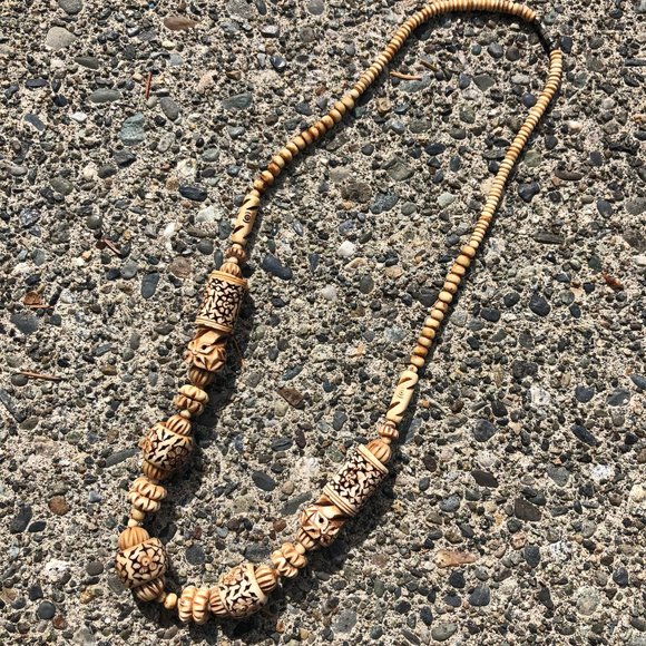 Vintage Water Buffalo Bone Necklace - Picture 2 of 10
